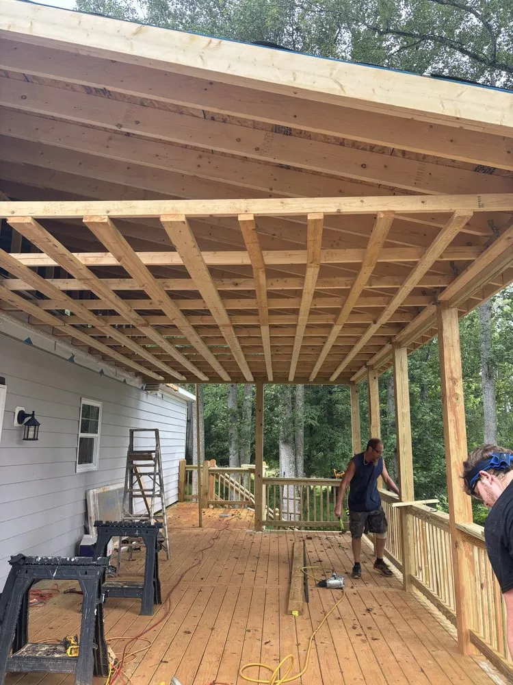 Reliable flat roof repair near you across Eagle Rock, VA - Revitalized Construction