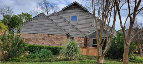 Revival Roofing Logo