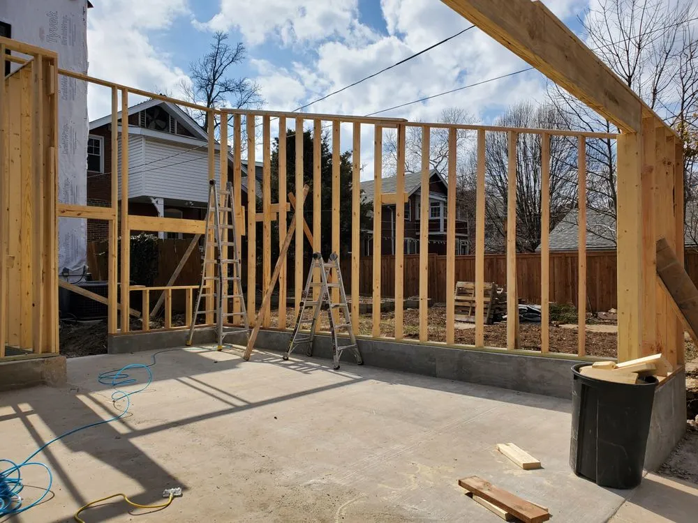 Licensed roof leak repair in St Louis, MO by Revolve Construction