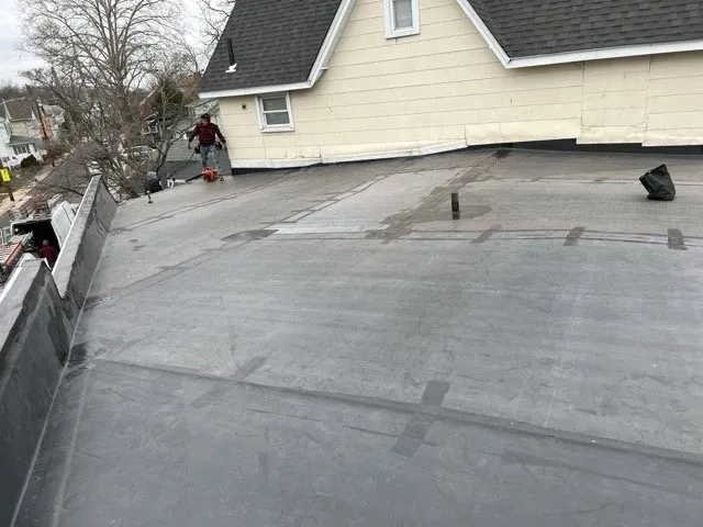 Slide of Rey Contractor