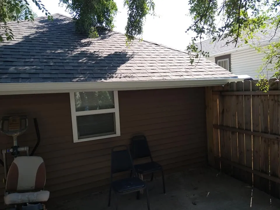 Slide of Rey Roofing & Seamless Gutters