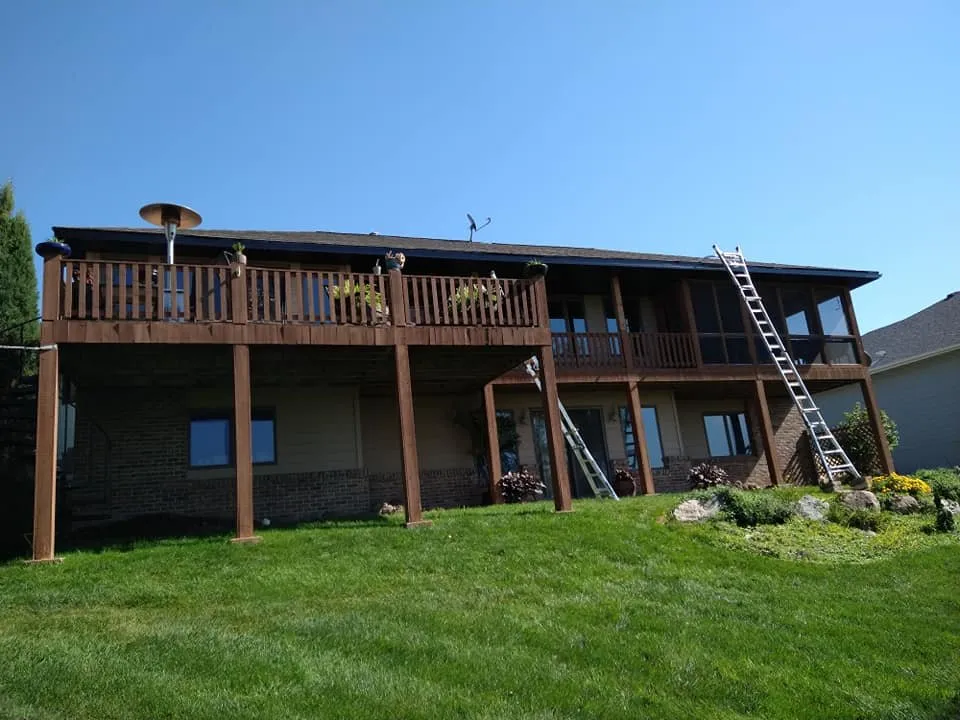 Slide of Rey Roofing & Seamless Gutters