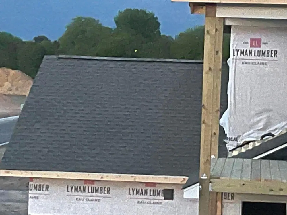 Slide of Reyes & Alvarado Roofing