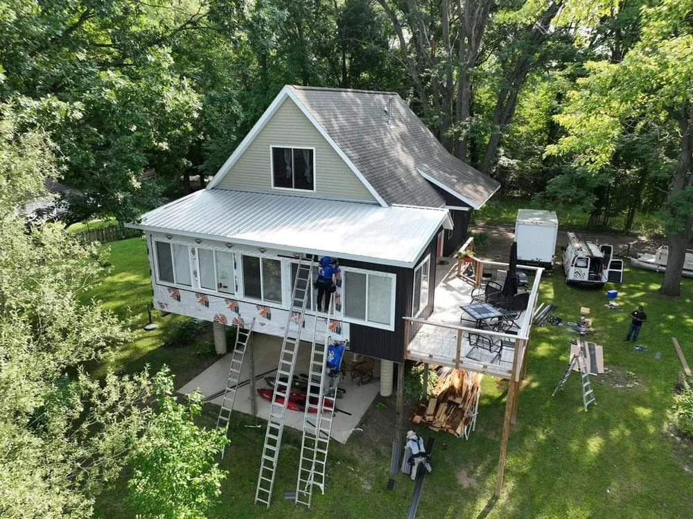 Slide of Reyes Building & Exteriors