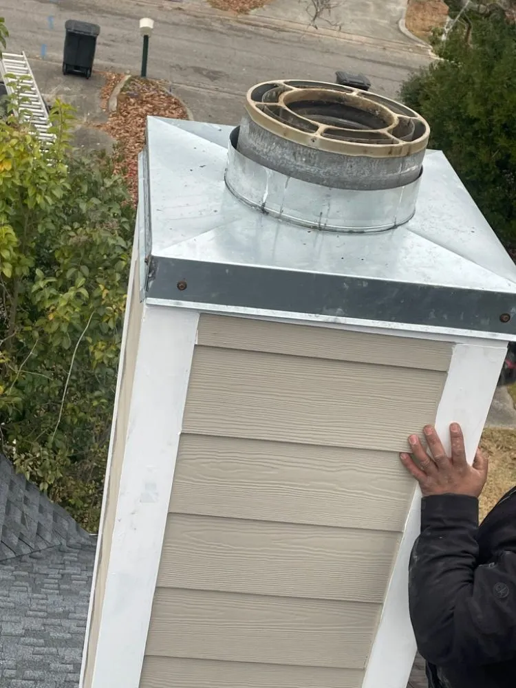 Slide of Reyes Construction