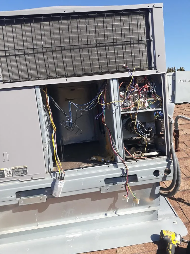 Slide of Reyes Handyman & General Construction