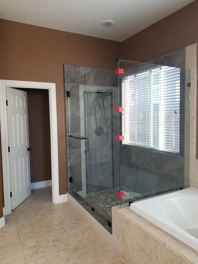 Slide of Reyes Handyman & General Construction