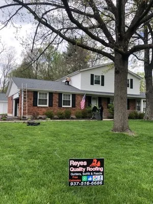 Reyes Quality Roofing Logo