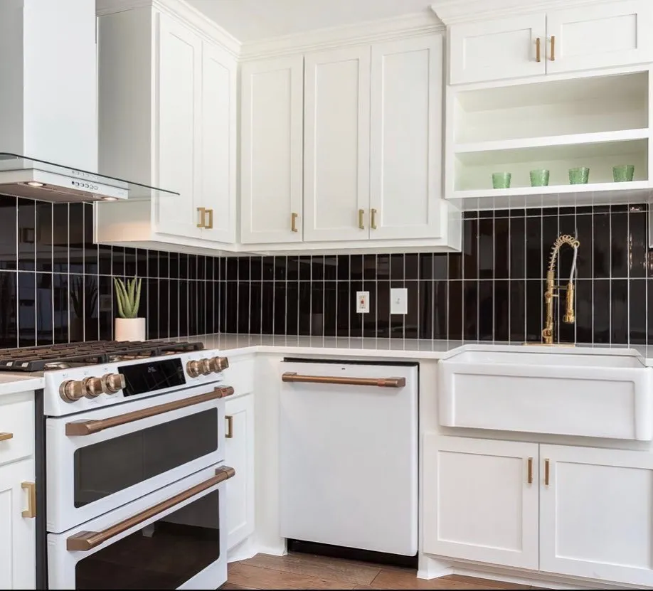 Slide of Reyes Remodeling and Roofing 2326