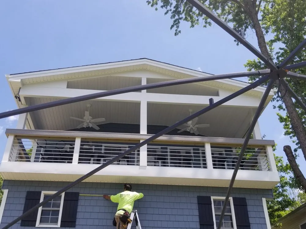 Slide of Reyes Remodeling