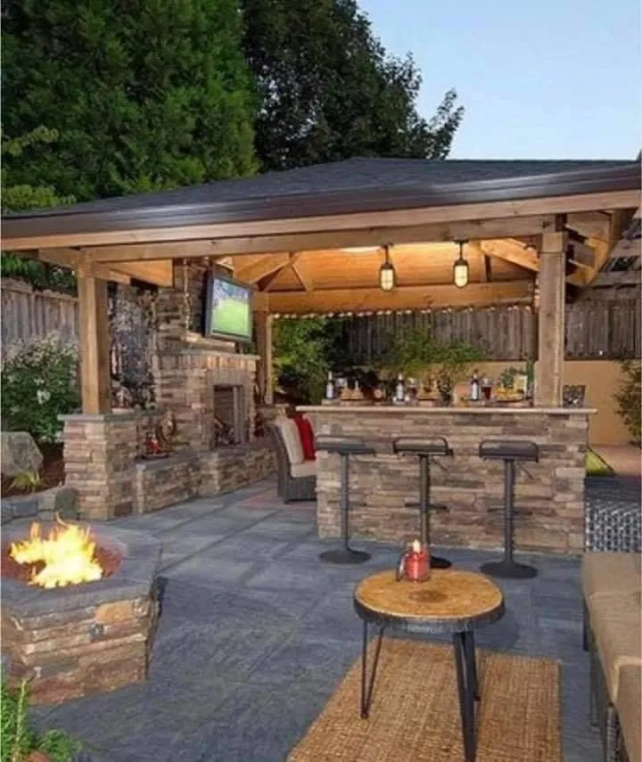 Slide of Reyes Remodeling