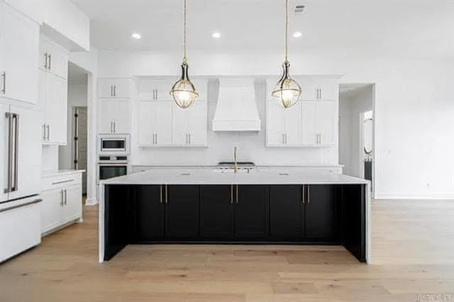 Slide of Reyes Remodeling