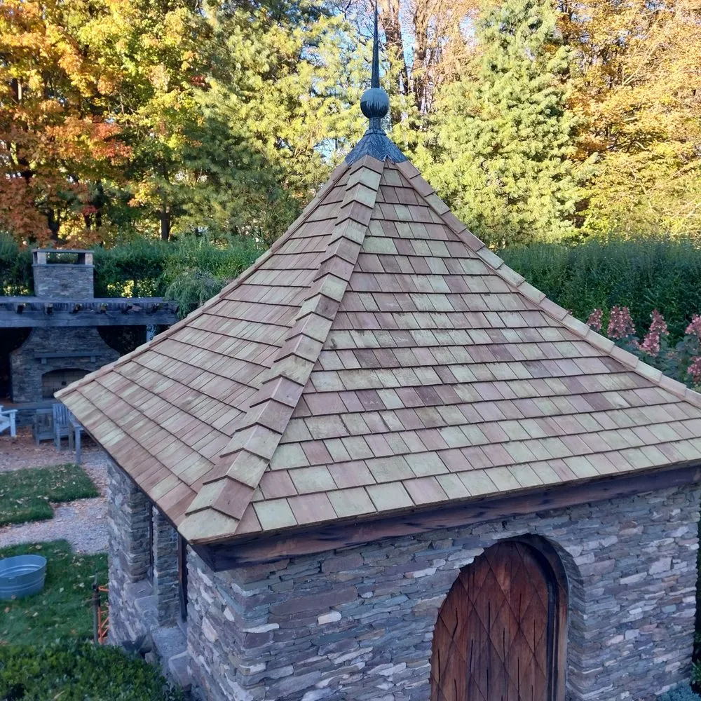 Slide of Reyes Roof Construction