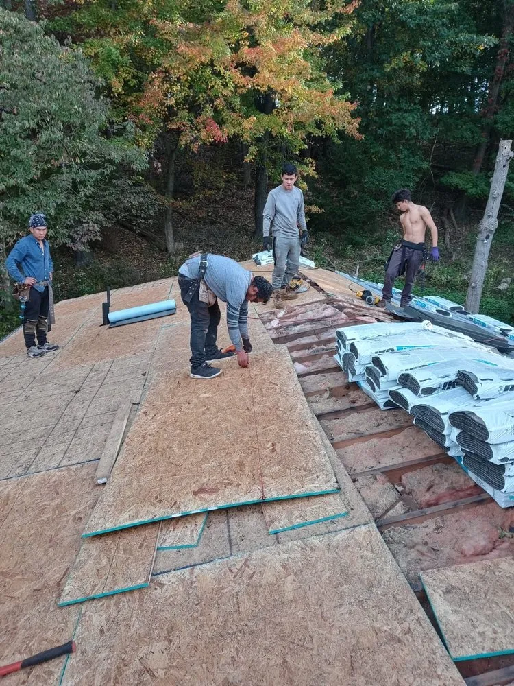 Slide of Reyes Roofing And More