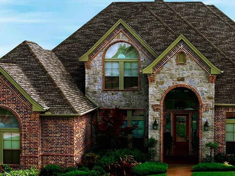 Slide of reyes roofing contractor