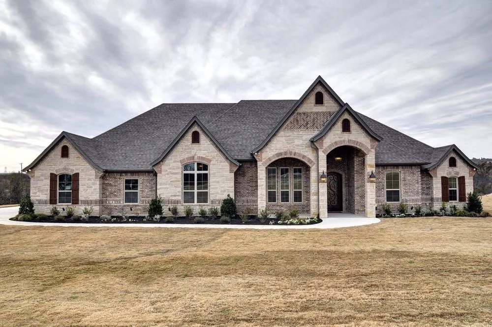 Slide of Reyes Roofing