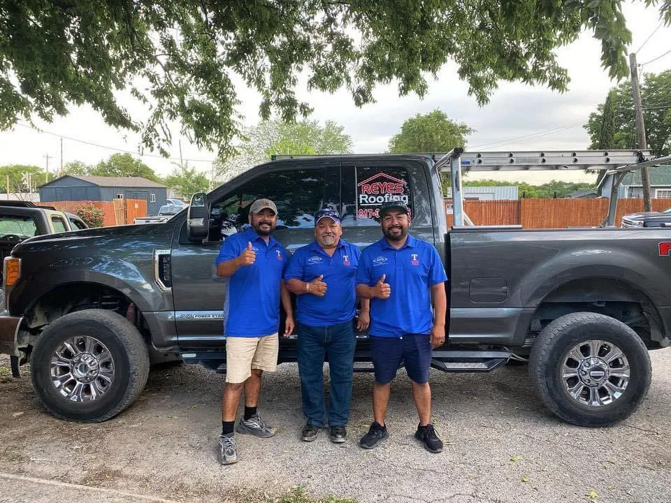 Slide of Reyes Roofing