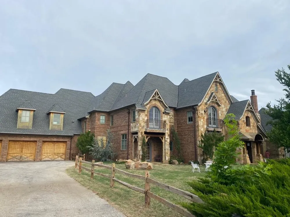 Slide of Reyes Roofing