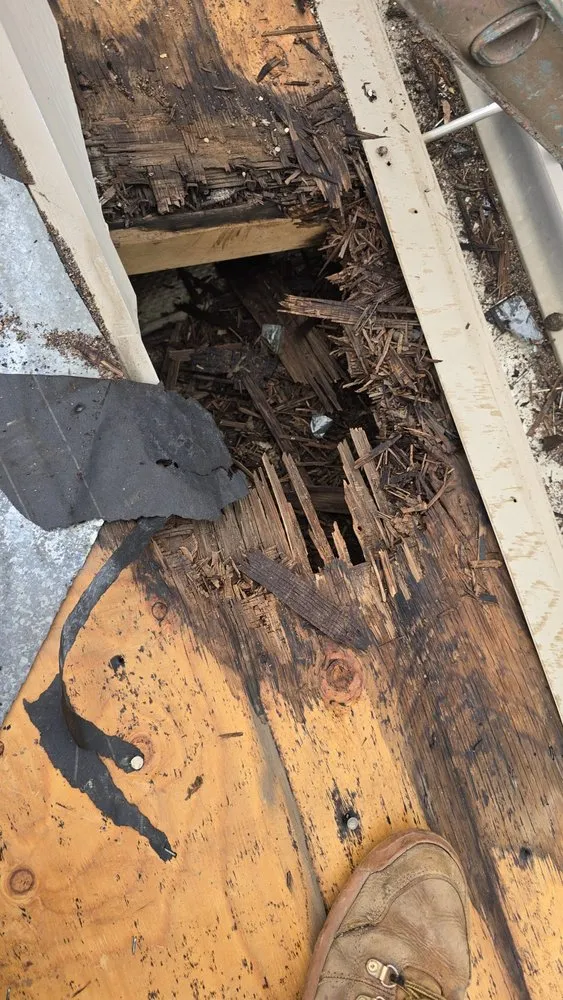 Slide of Reyes Roofing