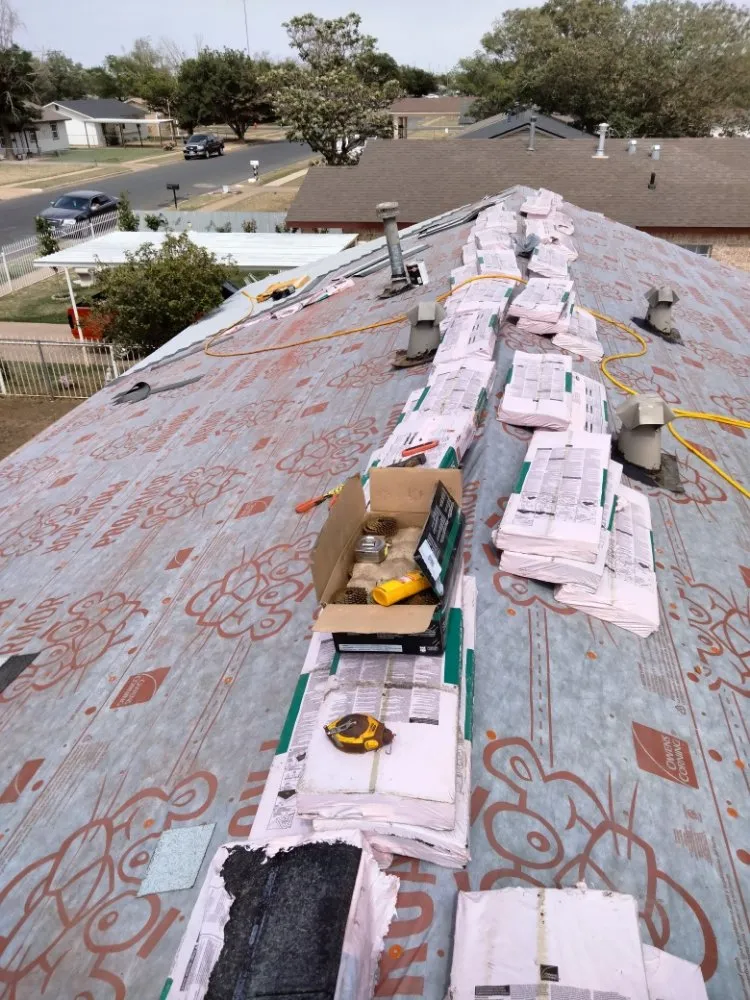 Slide of Reynas Roofing Remodeling
