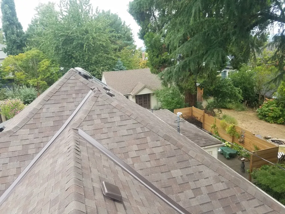 Slide of Reynolds Roofing and Construction