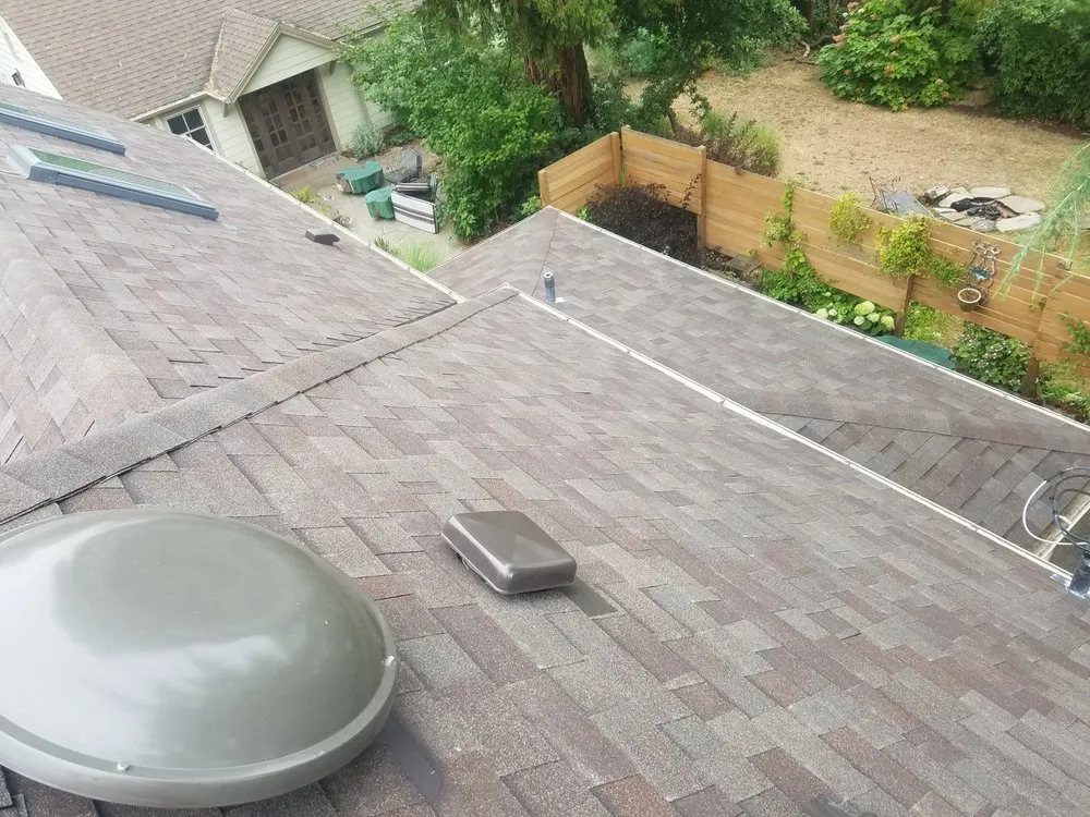 Slide of Reynolds Roofing and Construction