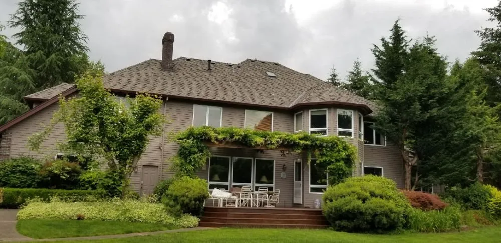 Slide of Reynolds Roofing and Construction