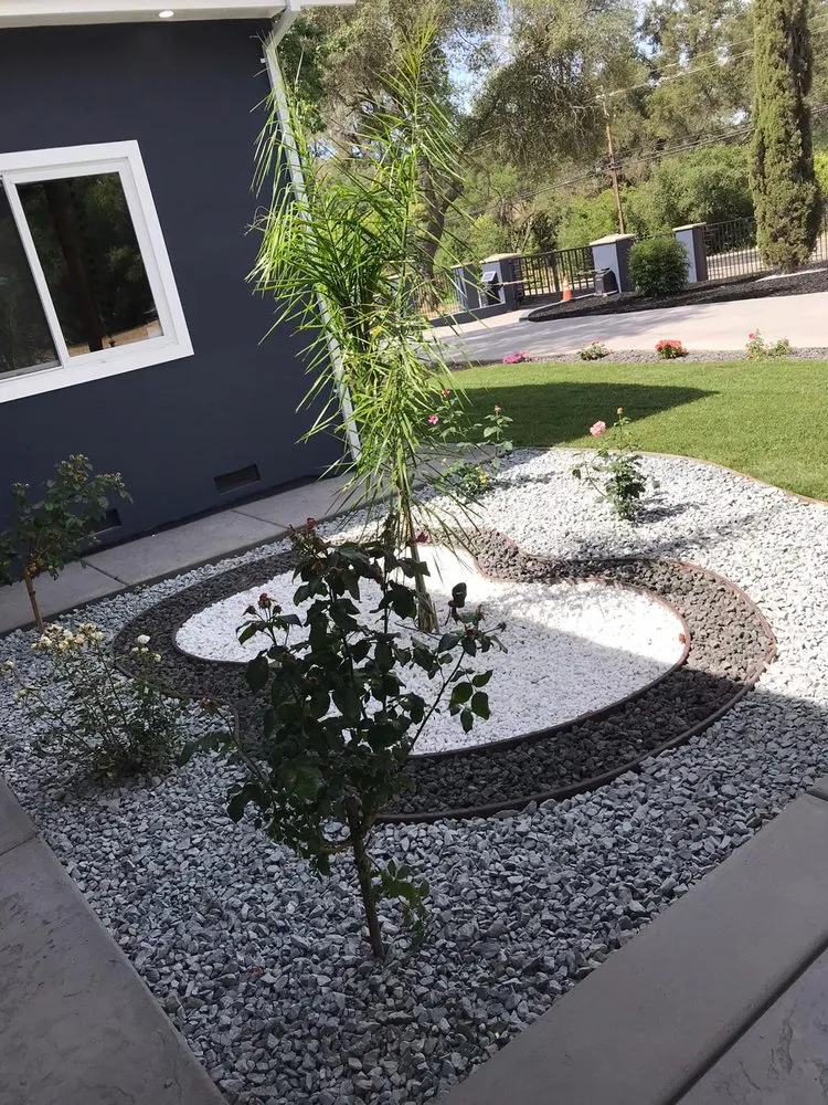 Slide of Reynoso Roofing and Fencing 