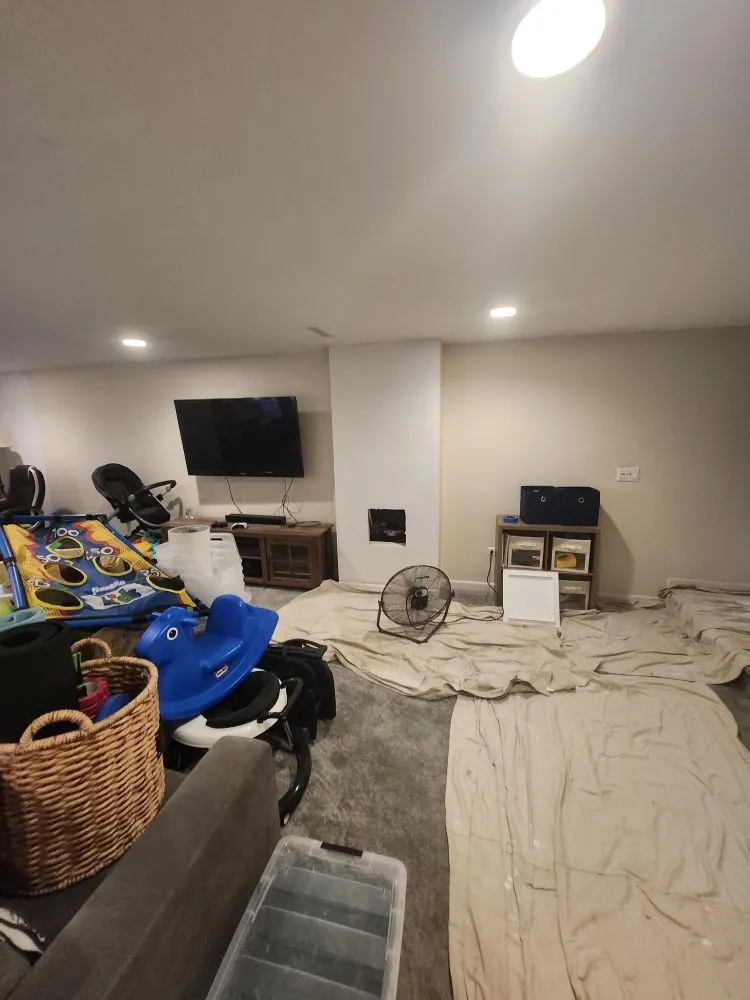 Slide of Rey's Handyman Service