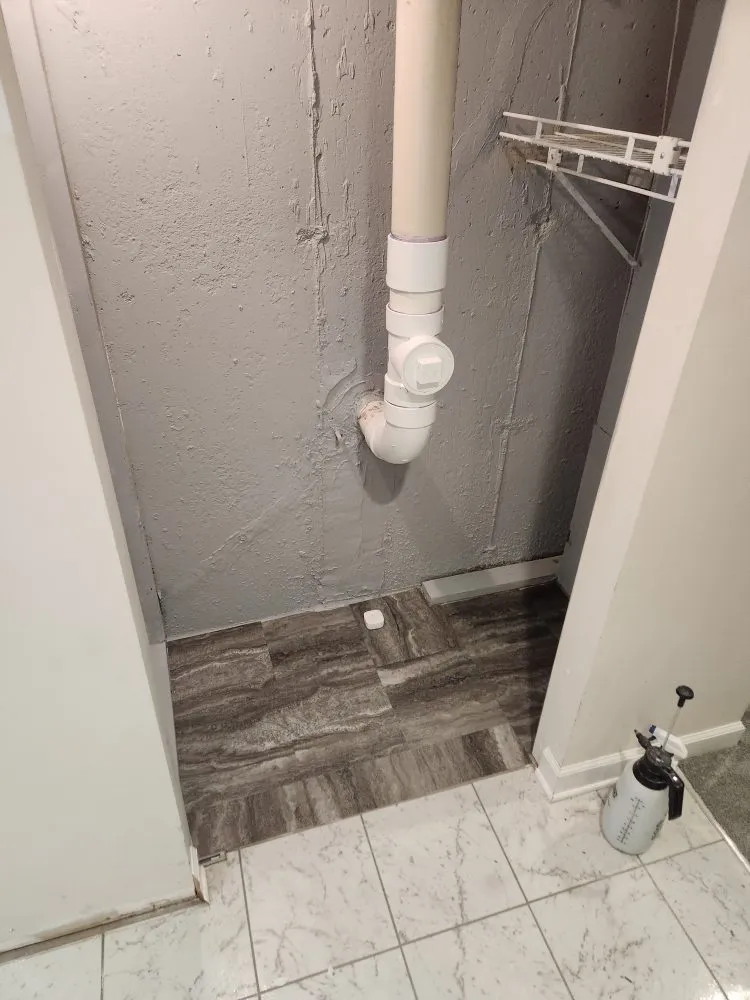 Slide of Rey's Handyman Service