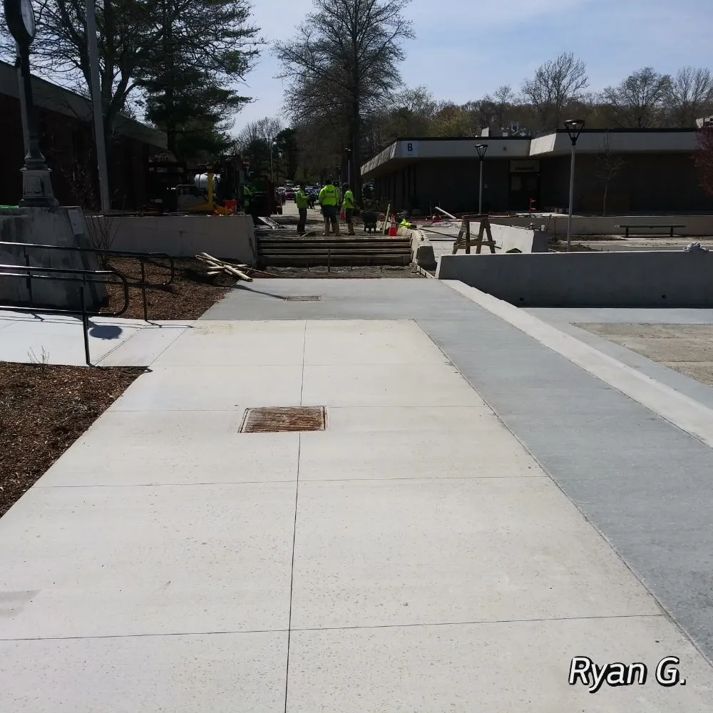 Slide of R.G. Construction