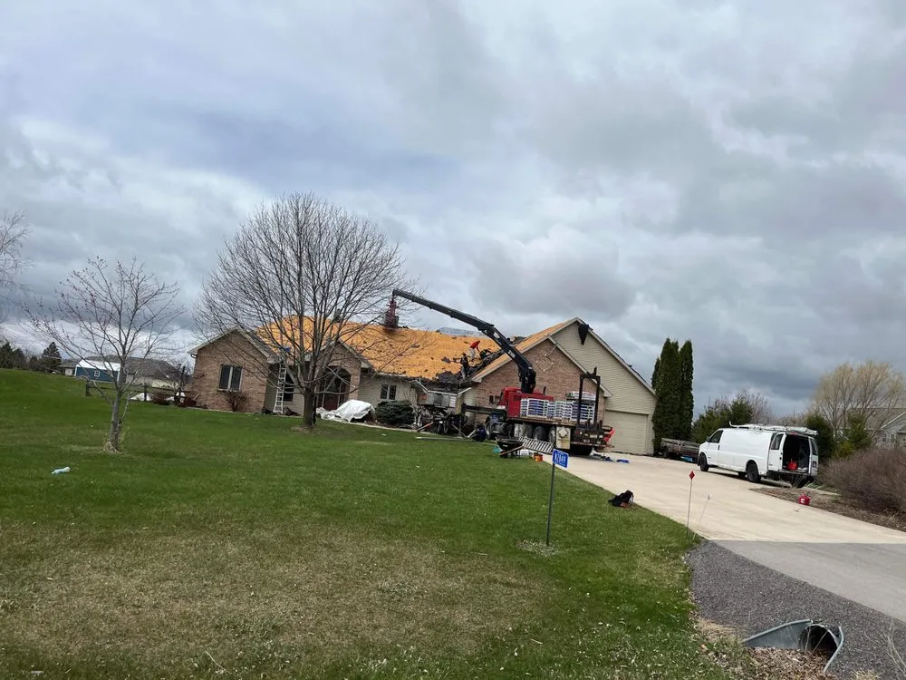 Slide of Rg Roofing Construction