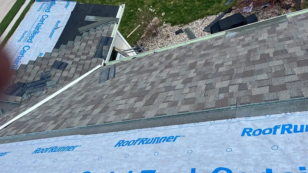 Slide of Rg Roofing Construction