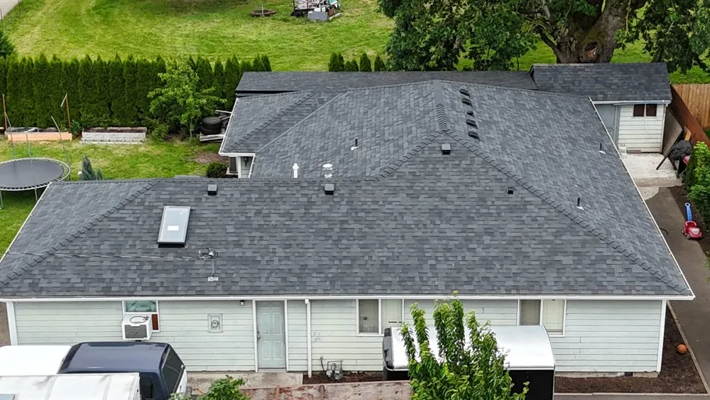 Slide of R&H Roofing & Siding