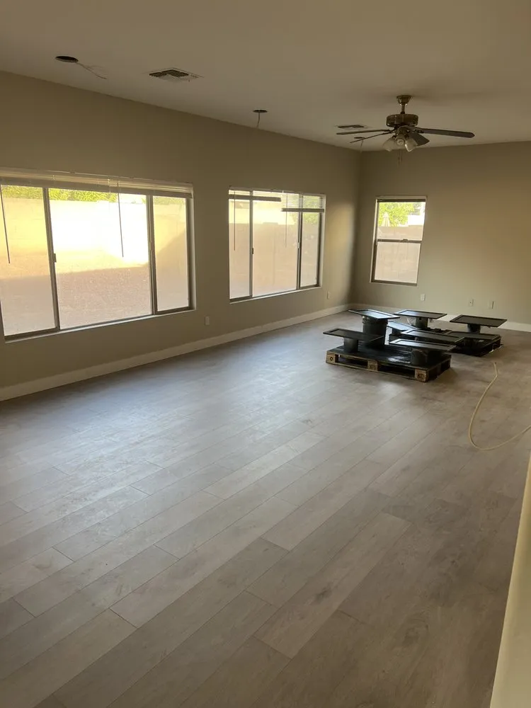 Slide of Rhino Construction & Remodeling