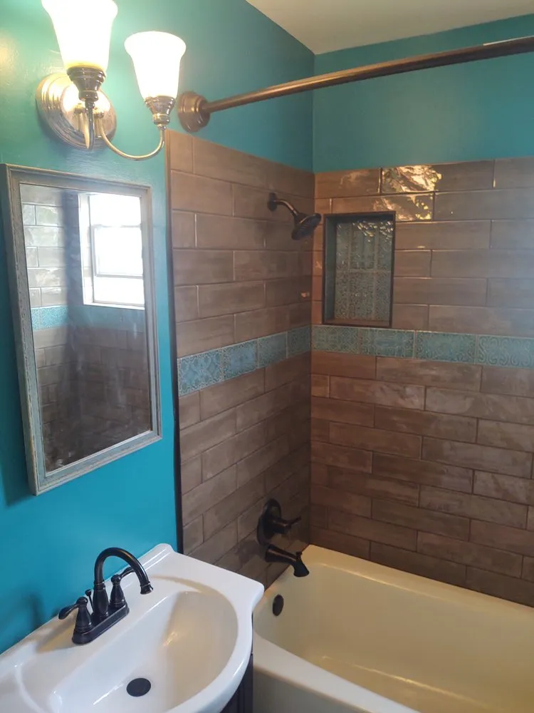 Slide of Rhino Construction & Remodeling