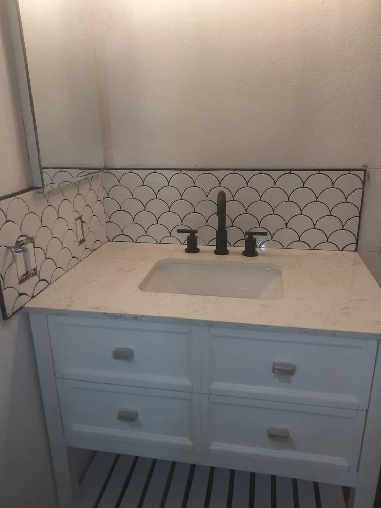 Slide of Rhino Construction & Remodeling