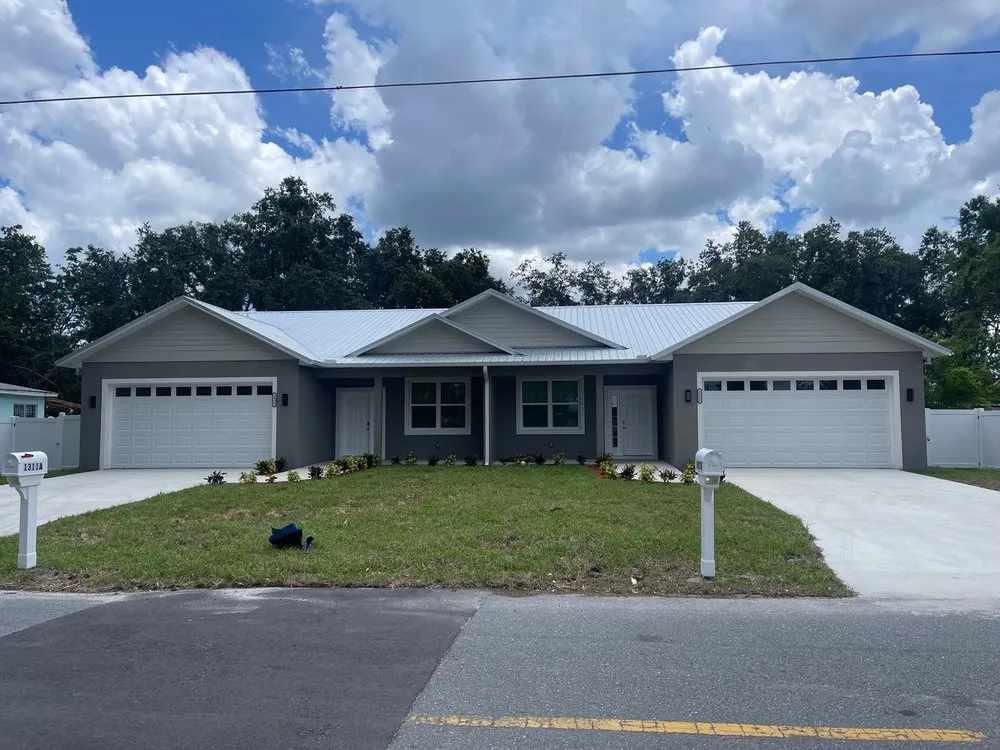 Slide of Rhino General Contracting