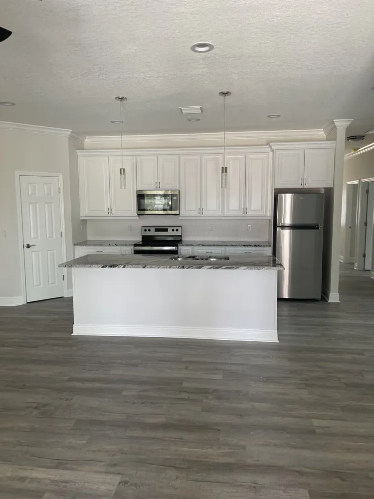 Slide of Rhino General Contracting