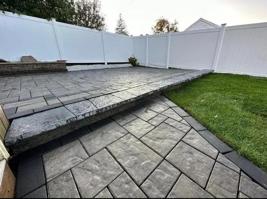 Rhino Roofing & Masonry Logo