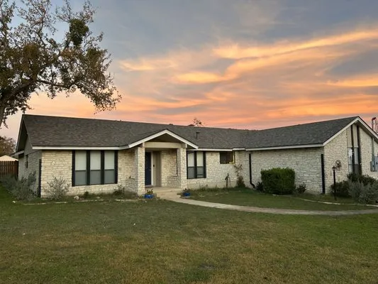 RHR Roofing & Remodeling Logo