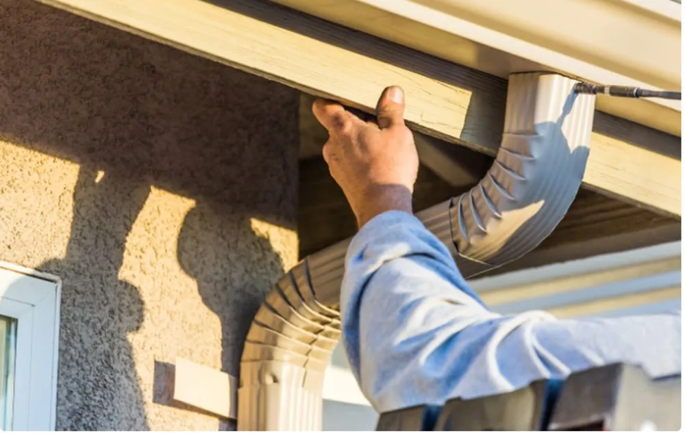 Slide of RHR Roofing