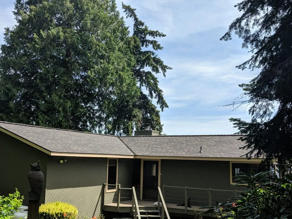 Slide of Rhyatt Construction