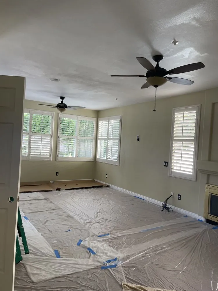 Slide of R&I Handyman Service