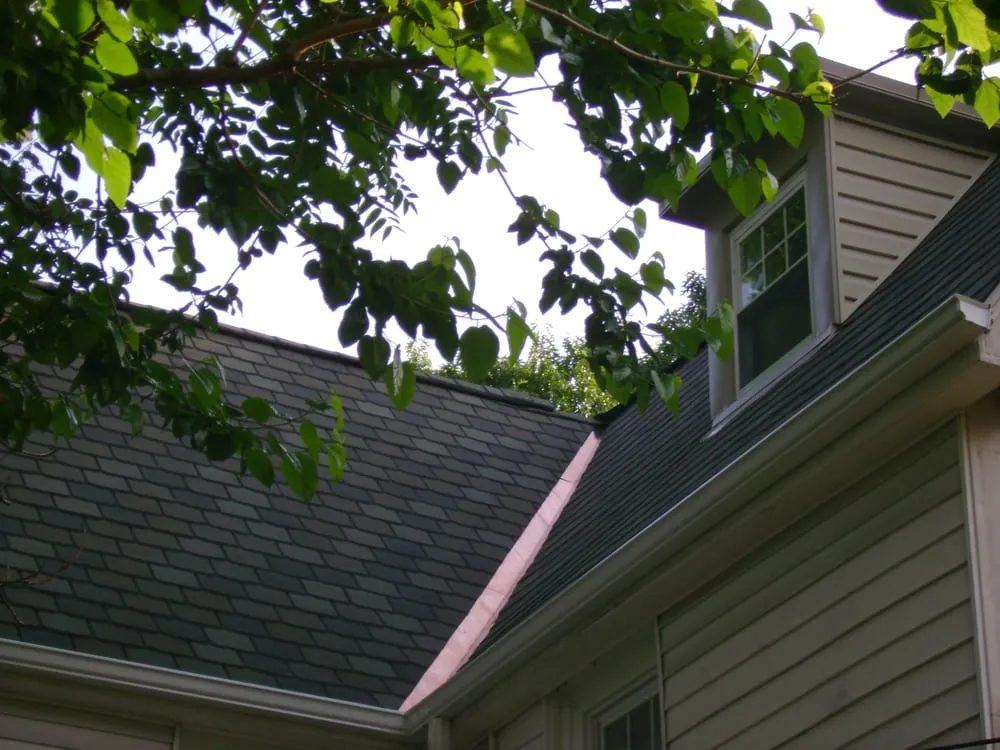 Reliable shingle roofing service in Huntingdon Valley, PA - Rich Bennett Contracting