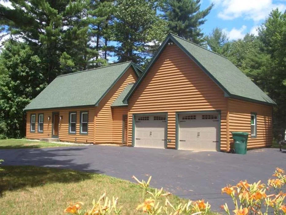 Slide of Rich Home Exteriors