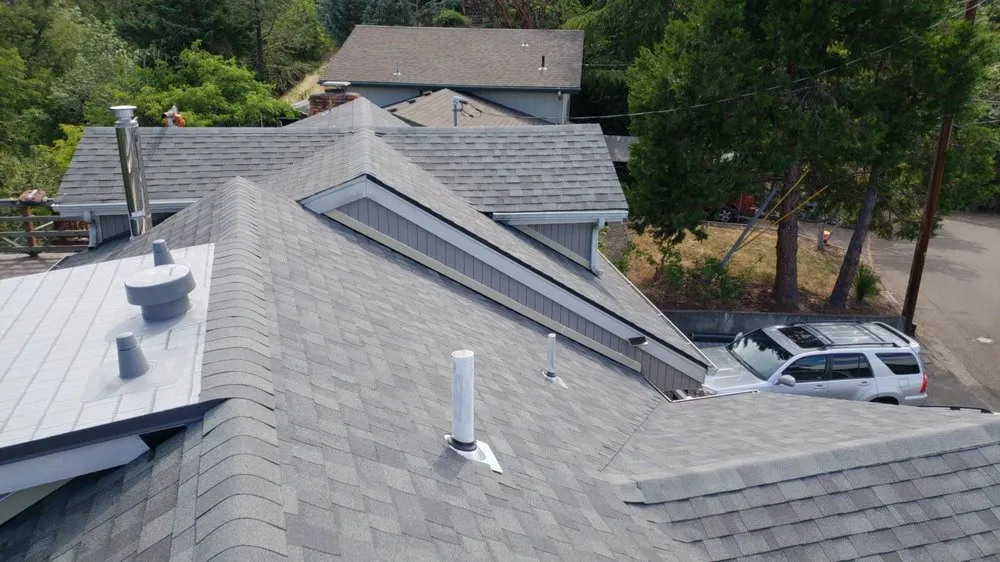 Slide of Rich Rayburn Roofing