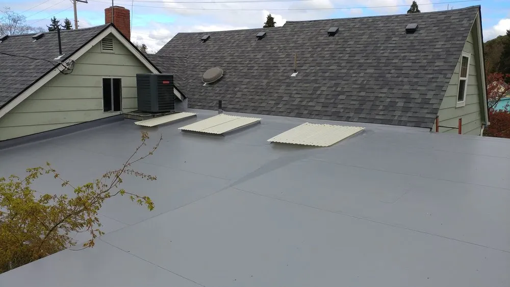 Slide of Rich Rayburn Roofing