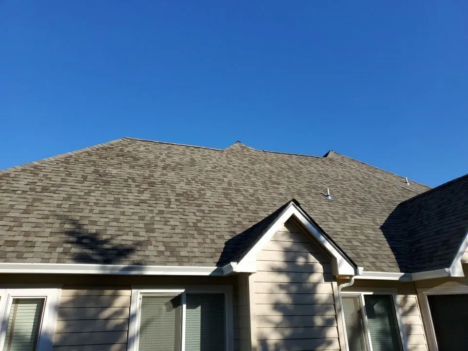 Slide of Rich Rayburn Roofing