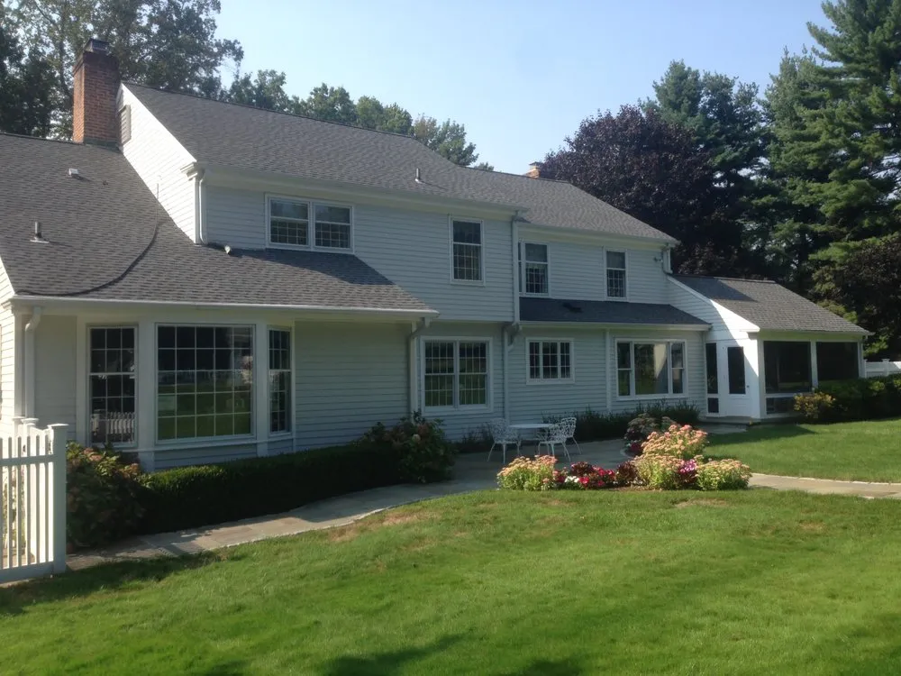 Slide of Richard Howe Custom Remodeling & Restoration